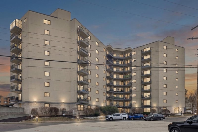 3131 Excelsior Blvd #412, Minneapolis, MN 55416