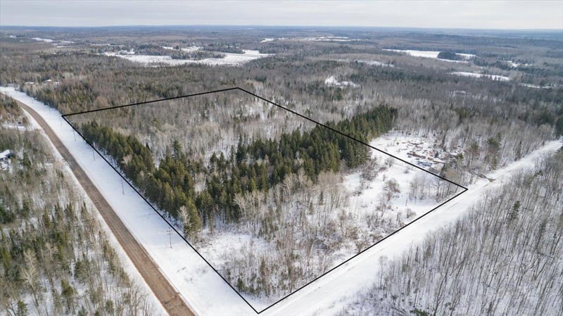 9249 E Stone Chimney Rd, Solon Springs, WI 54873