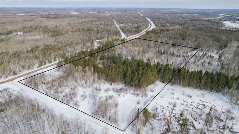 9249 E Stone Chimney Rd, Solon Springs, WI 54873