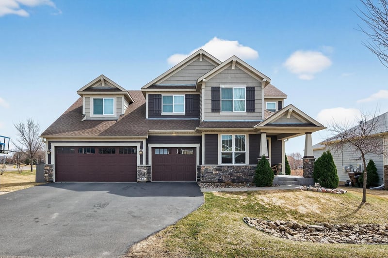 303 Primrose Pa N, Bayport, MN 55003