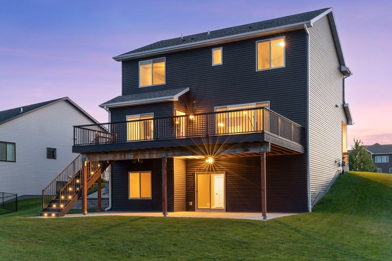 855 Towne Dr NE, Byron, MN 55920