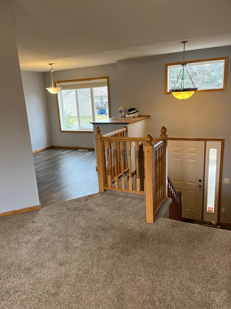 833 S Walnut St, Belle Plaine, MN 56011