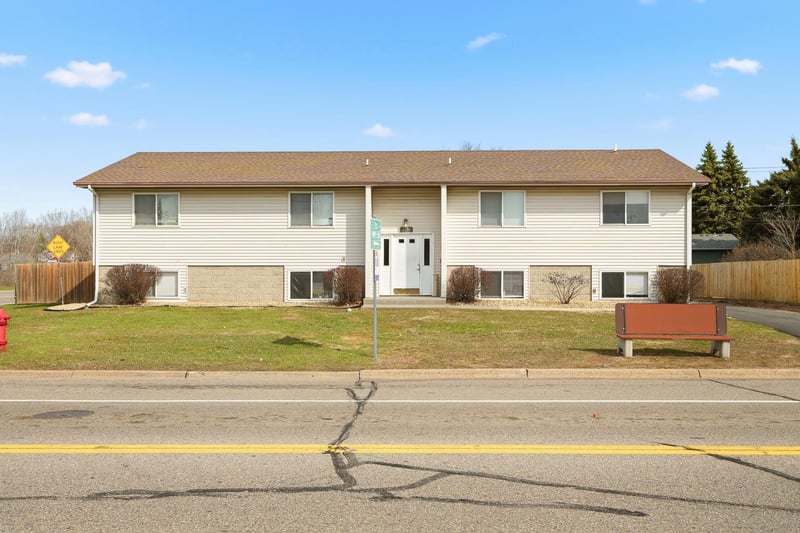 2269 11th Ave E, North Saint Paul, MN 55109