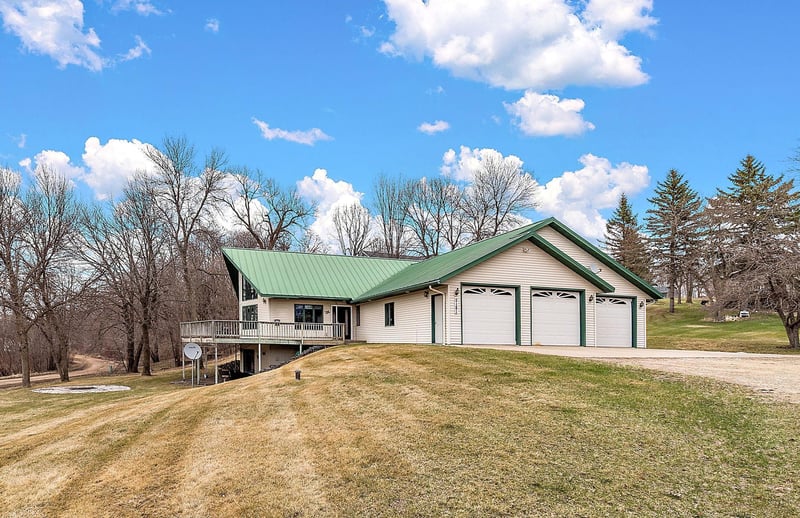 2181 Hazel Hill Rd SE, Alexandria, MN 56308