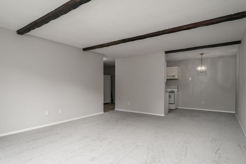 2007 E 122nd St #B15, Burnsville, MN 55337