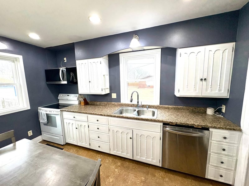 806 Ring Ave N, Canby, MN 56220