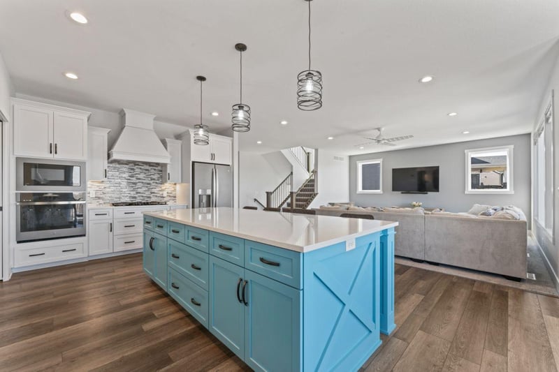689 Steenhoek Ln NE, Byron, MN 55920