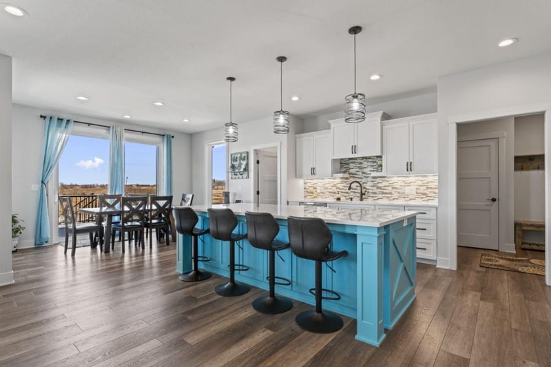 689 Steenhoek Ln NE, Byron, MN 55920