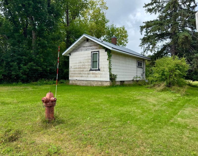 729 NW 3rd Ave, Grand Rapids, MN 55744