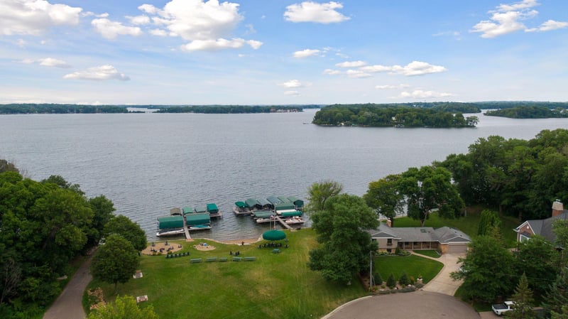 4410 Shady Ln, Mound, MN 55364