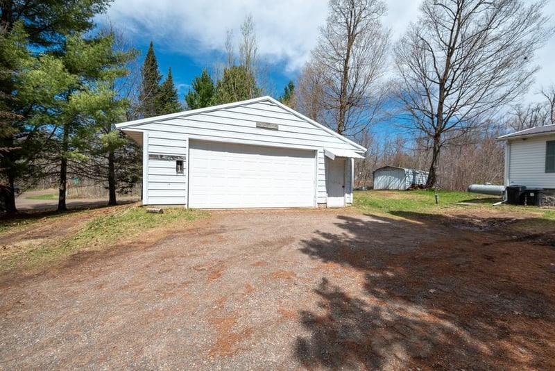 18354 327th Ave, Isle, MN 56342