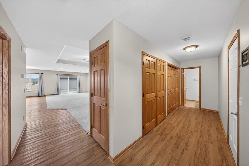 406 Tee Box Ln NE, Stewartville, MN 55976
