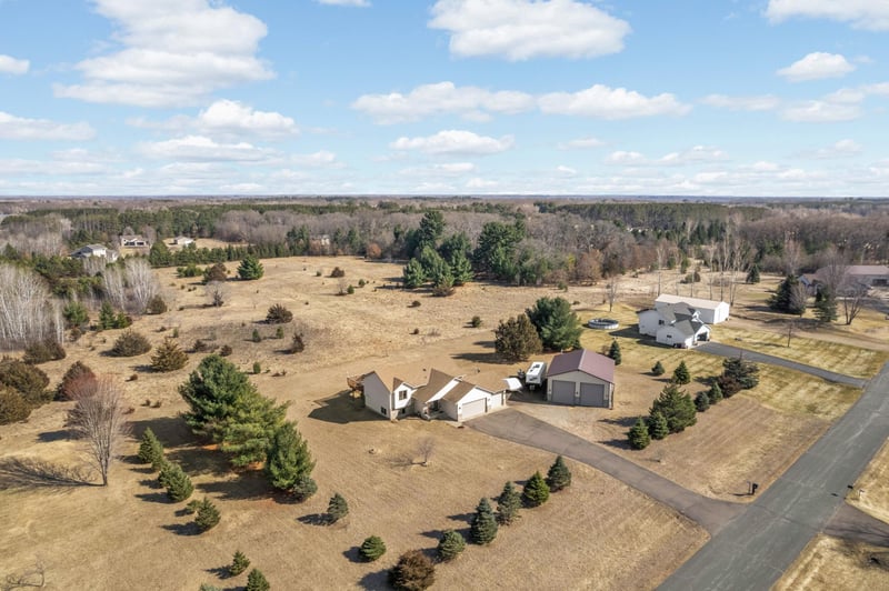 34135 Grange Cir, Stacy, MN 55079