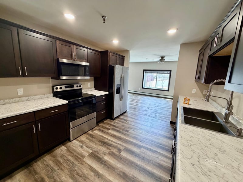 408 Lake St NE, Warroad, MN 56763