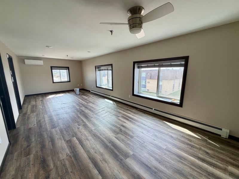 408 Lake St NE, Warroad, MN 56763