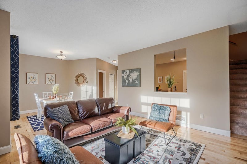 1878 Christensen Ave, West Saint Paul, MN 55118