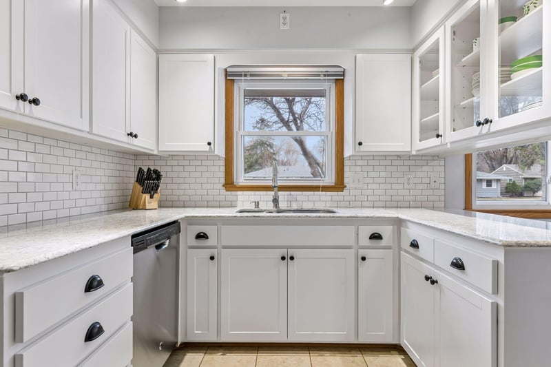 416 Monroe Ave S, Edina, MN 55343