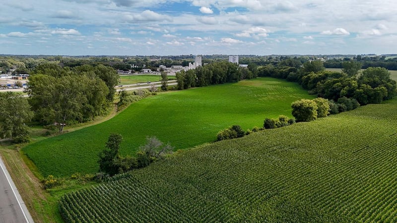 16800 County 168 Blvd, Zumbrota, MN 55992