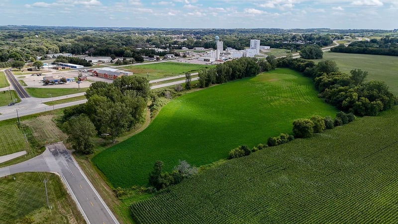 16800 County 168 Blvd, Zumbrota, MN 55992
