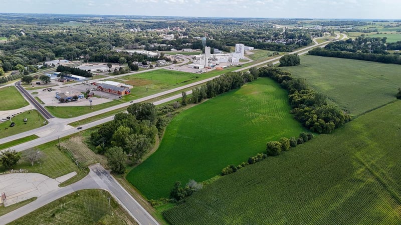 16800 County 168 Blvd, Zumbrota, MN 55992