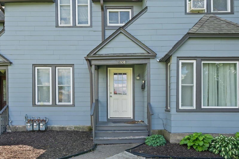 1936-1938 Roblyn Ave, Saint Paul, MN 55104