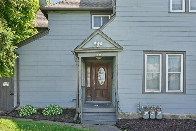 1936-1938 Roblyn Ave, Saint Paul, MN 55104