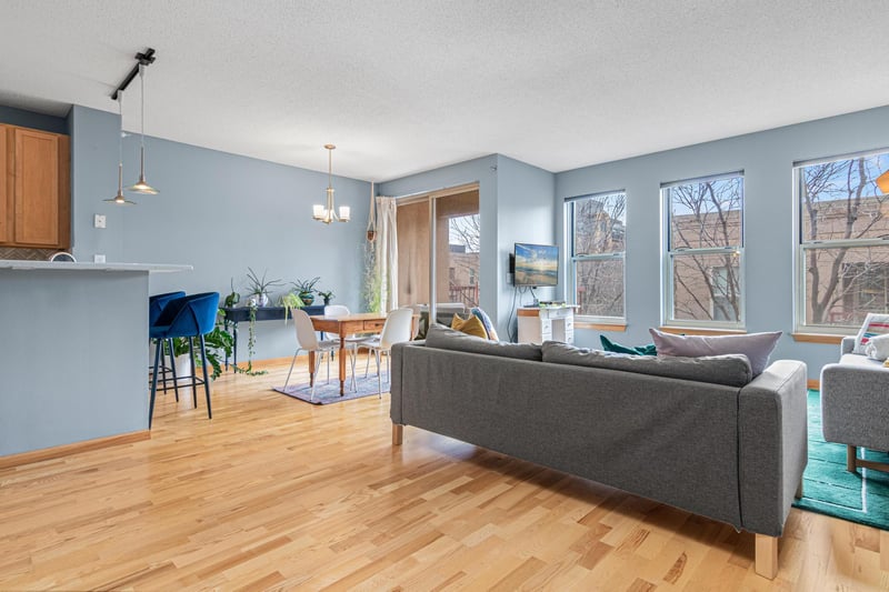 545 N 1st St #405, Minneapolis, MN 55401