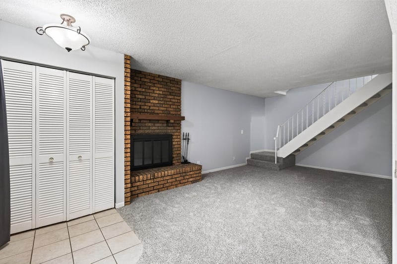 2772 Upland Ln N, Plymouth, MN 55447