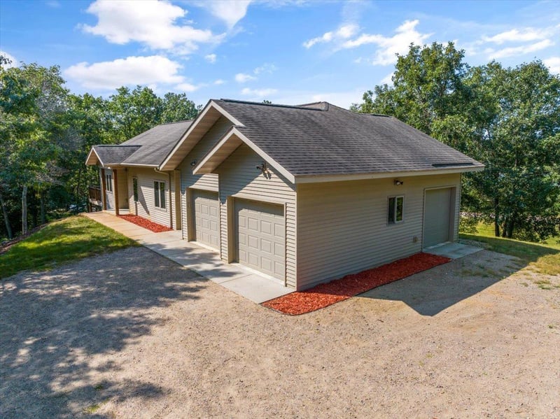 11423 Fawn Lake Rd, Breezy Point, MN 56472