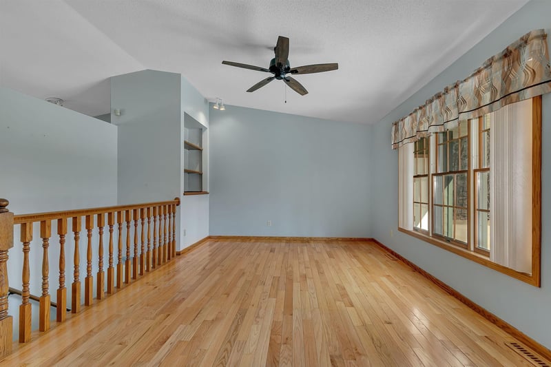 31325 Larkspur Ln, Avon, MN 56310