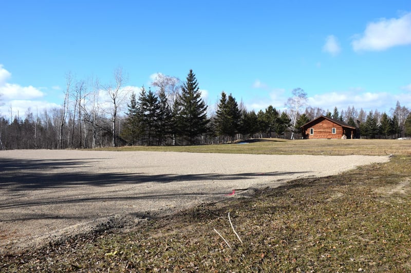 708 Rodeo Dr NW, Bemidji, MN 56601