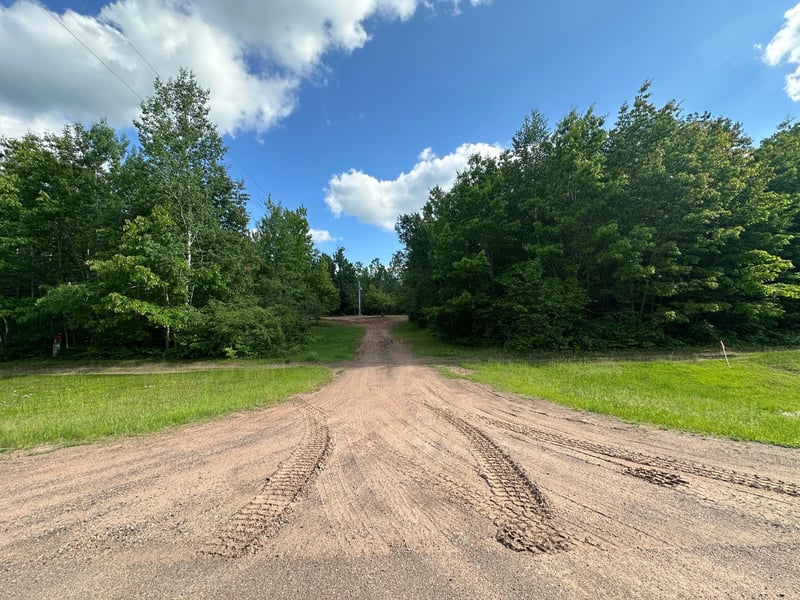 53680 Oak Leaf Rd, Kerrick, MN 55756