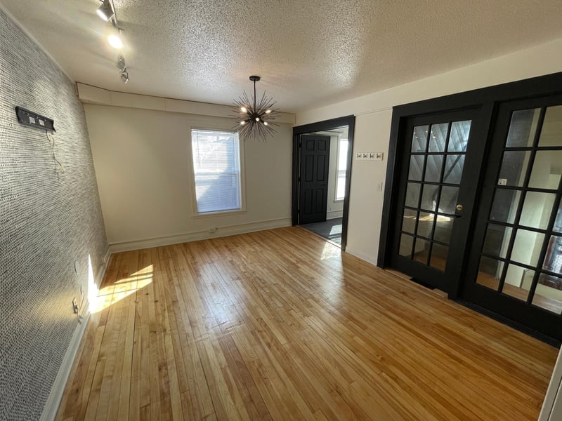 961 Grand Ave, Saint Paul, MN 55105