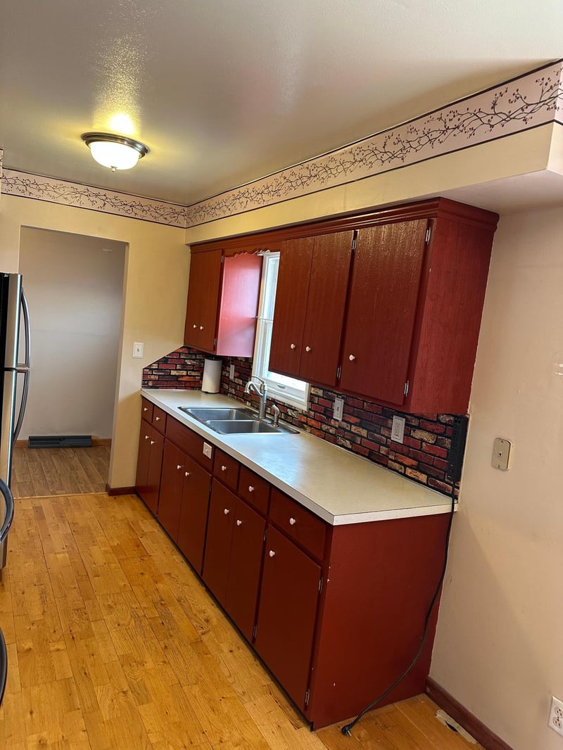 315 Lakeview St S, Lake Benton, MN 56149