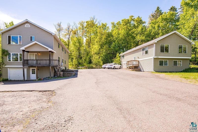 2417 Vermilion Rd, Duluth, MN 55803