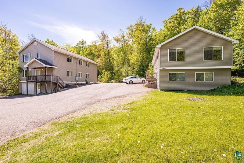 2417 Vermilion Rd, Duluth, MN 55803