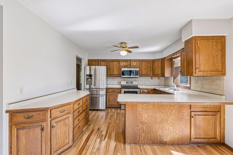 16370 Division St, Lakeland, MN 55043