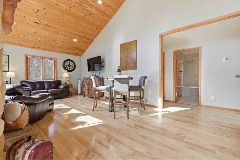 31888 Green Scene Dr, Breezy Point, MN 56472