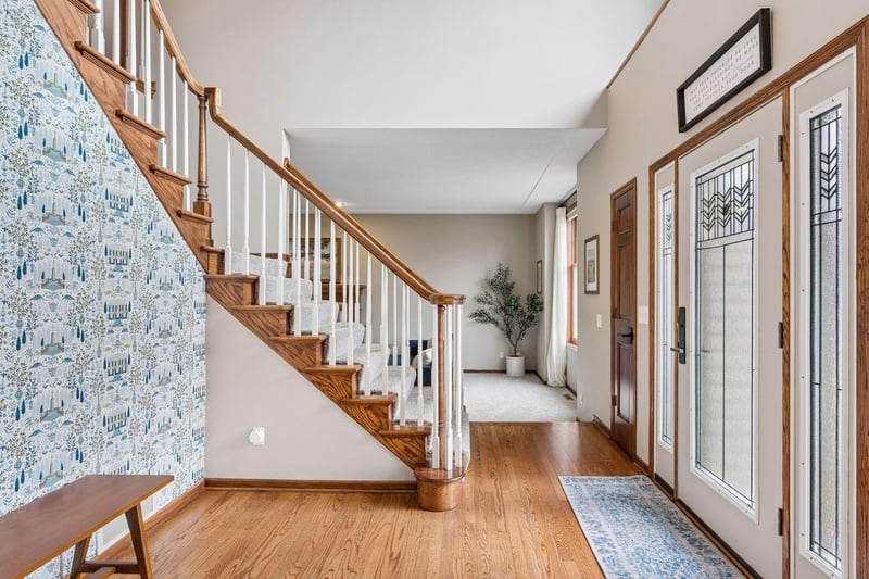 4299 Westchester Cir, Eagan, MN 55123