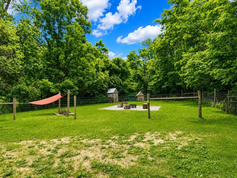 24345 E Burns Valley Rd, Winona, MN 55987