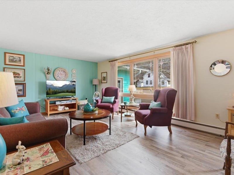 N403 N Main St, Nelson, WI 54756