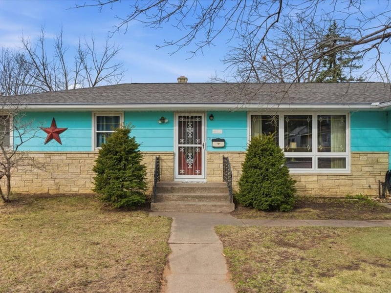 N403 N Main St, Nelson, WI 54756
