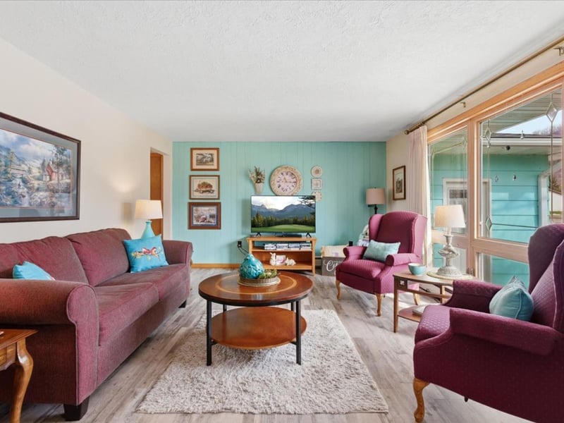 N403 N Main St, Nelson, WI 54756