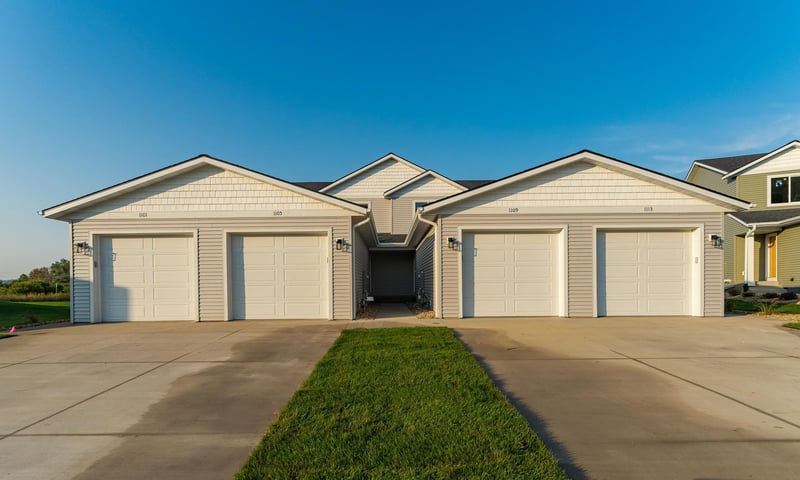 1109 Century Village Ln NE, Rochester, MN 55906