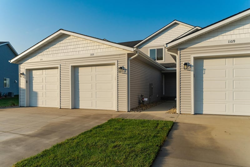 1105 Century Village Ln NE, Rochester, MN 55906
