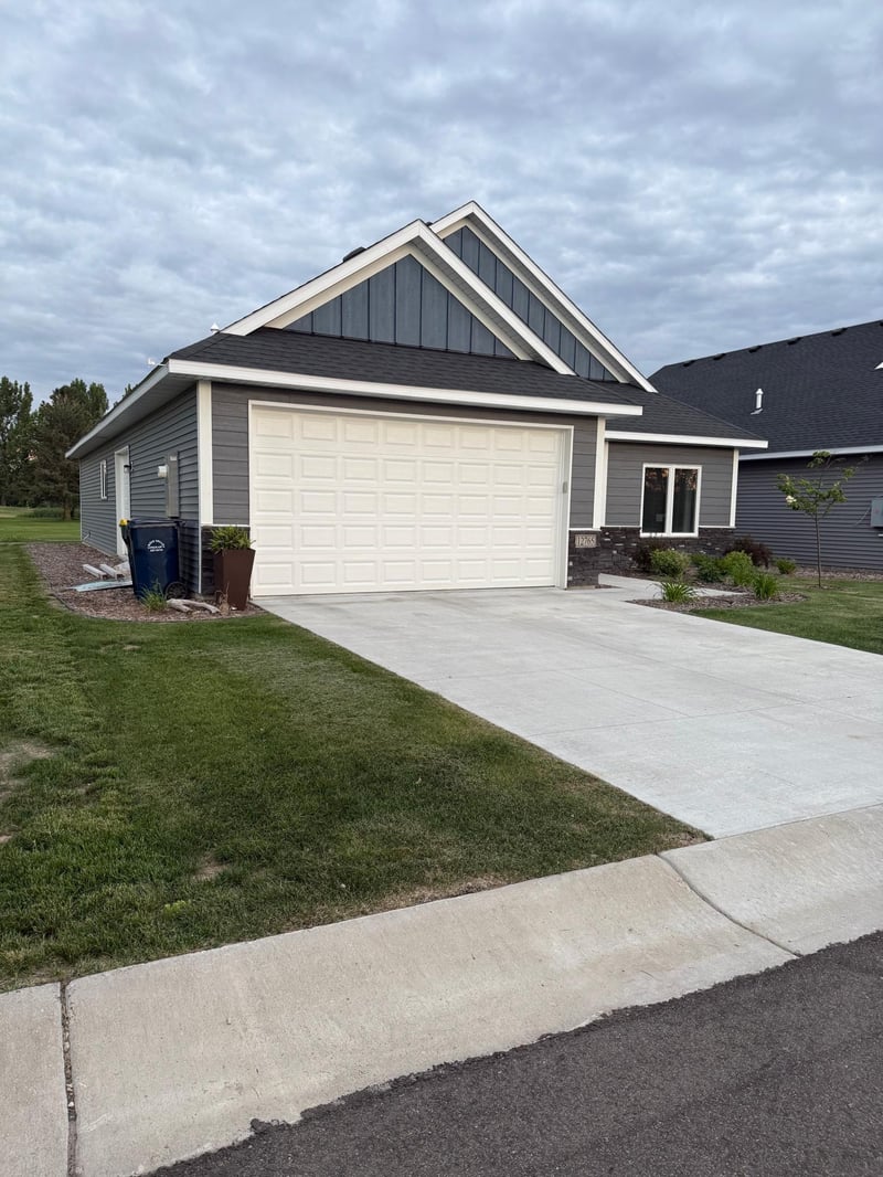 12765 292nd Ln, Lindstrom, MN 55045
