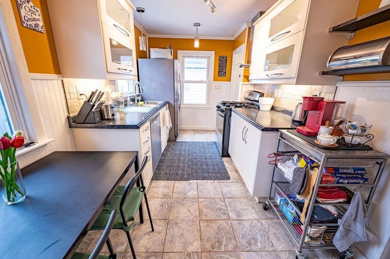 158 W Summit Ave, Ellsworth, WI 54011