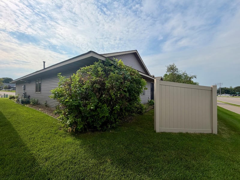 835 Village Ave, Sartell, MN 56377