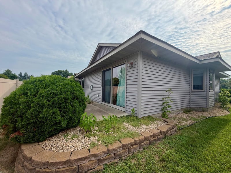 835 Village Ave, Sartell, MN 56377