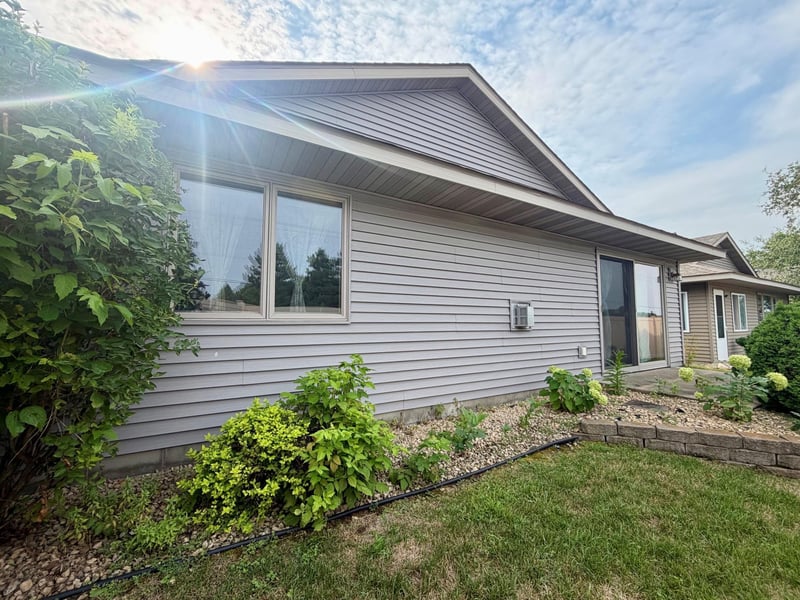 835 Village Ave, Sartell, MN 56377